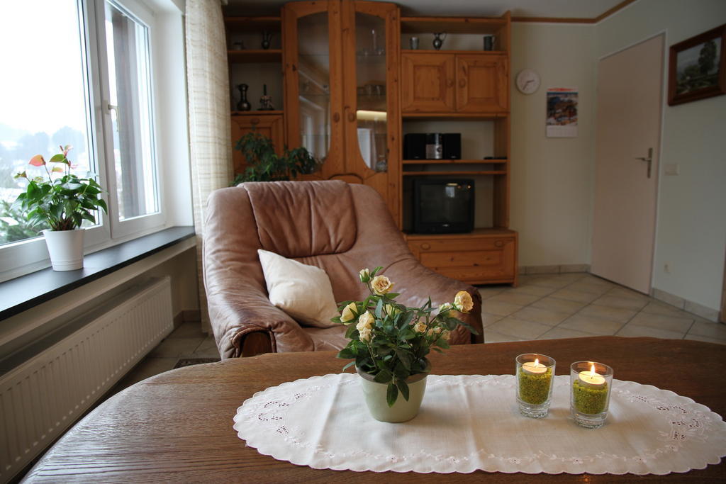 Ferienwohnung Bücker Schmallenberg Zimmer foto