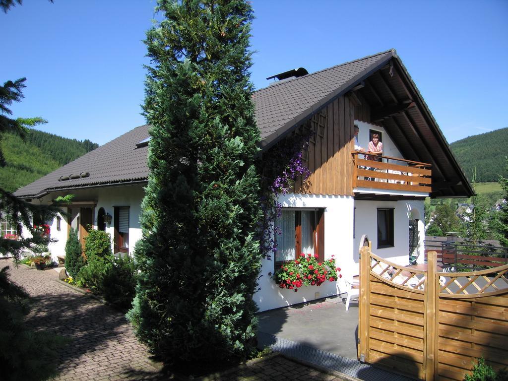 Ferienwohnung Bücker Schmallenberg Exterior foto